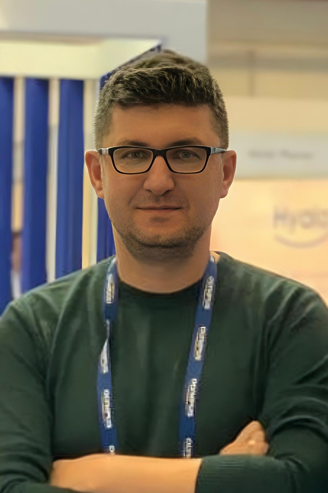 Uzm. Dr. Tolga Karacan